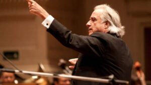Maestro João Carlos Martins revela diagnóstico de câncer