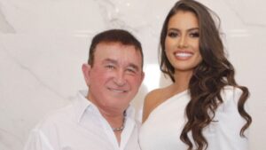 Amado Batista descarta ideia de filhos com a atual esposa