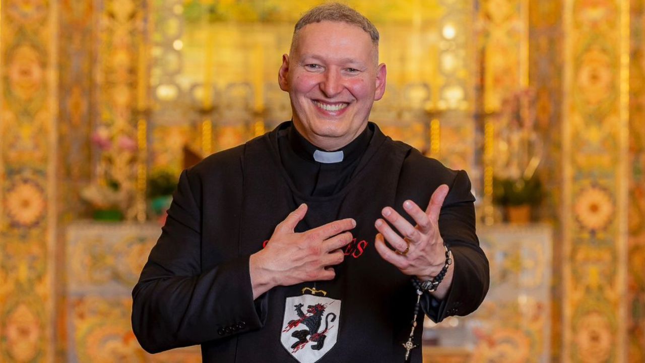 Padre Marcelo Rossi lança novo projeto com Péricles