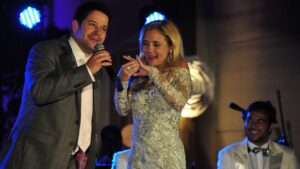 Murilo Benicio e Adriana Esteves na novela Avenida Brasil.