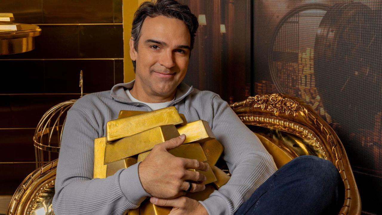 Tadeu Schmidt, apresentador do BBB