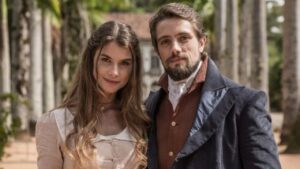 Alinne Moraes e Rafael Cardoso em cena da novela.