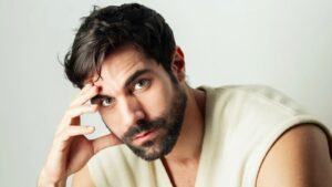 Conheça Flávio Leimig, galã que estrela nova novela com Juliana Knust