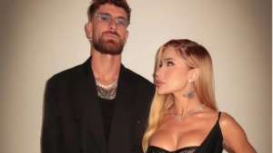 Anel exibido por Karoline Lima em fotos recentes virou assunto entre os seguidores nas redes sociais