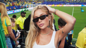 Karoline Lima mostrou os machucados nos pés após dias de trabalho na Copa do Mundo