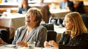 Shirley MacLaine protagoniza A Última Palavra, filme exibido na Sessão da Tarde desta quinta-feira (30)