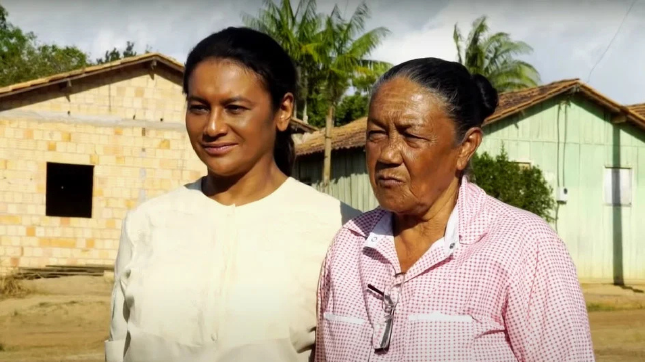 Dira Paes protagoniza o filme Pureza, atração da Sessão da Tarde desta quarta-feira (19)