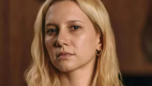 Lorena Comparato interpreta Elize Matsunaga no filme da Netflix