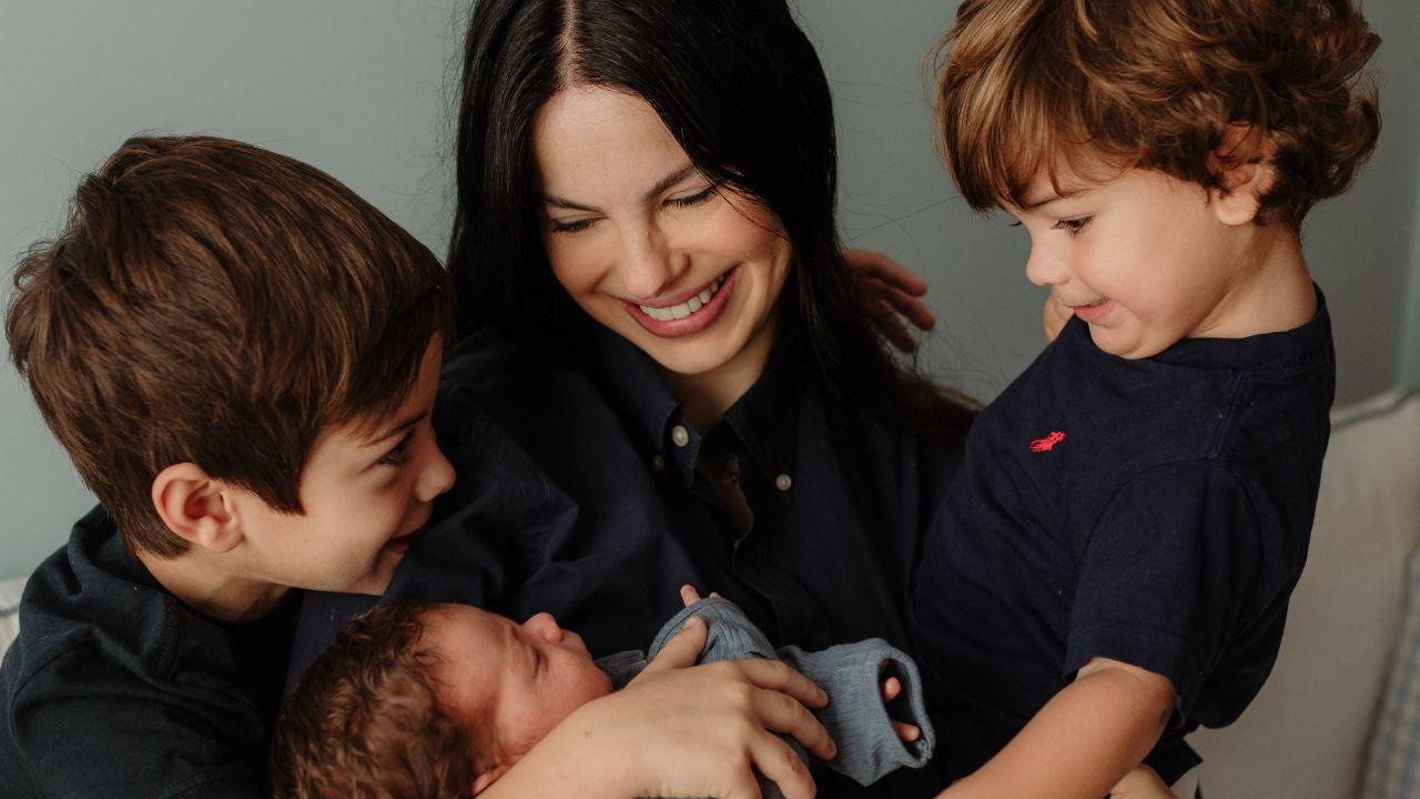 ‘Meus meninos’: Sthefany Brito compartilha momento fofo com os filhos; veja